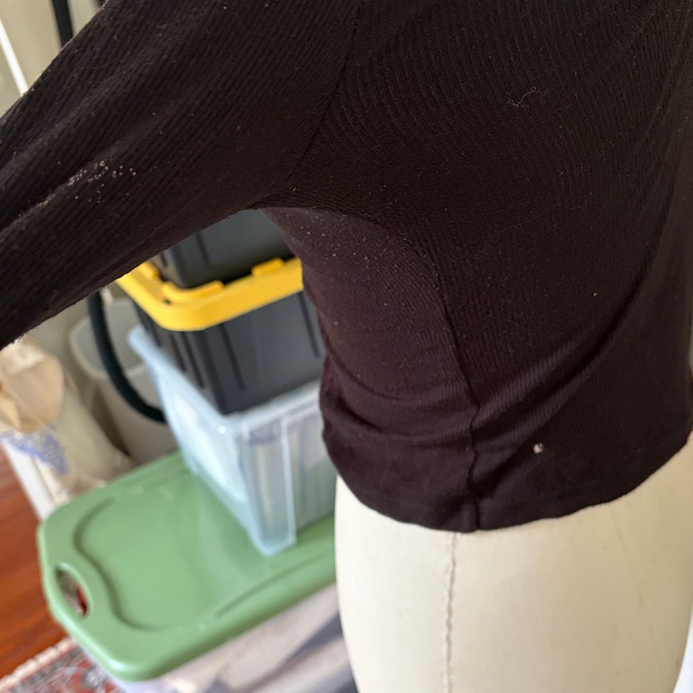 American Apparel Black Ribbed Turtleneck Sweater - Picture 4 of 4